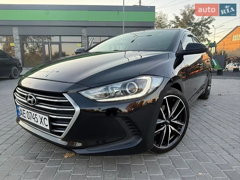 Hyundai Elantra
