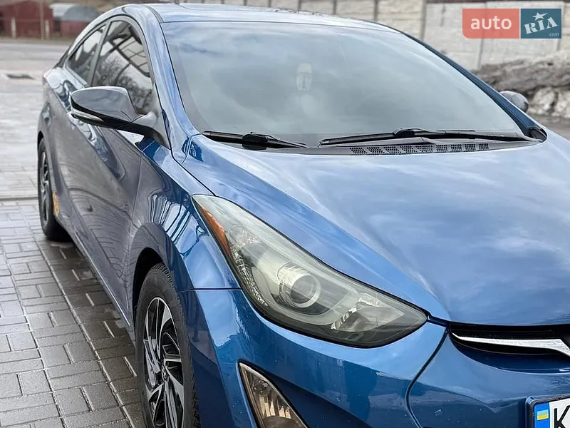 Hyundai Elantra