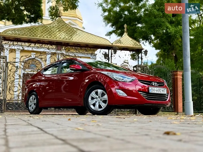 Hyundai Elantra