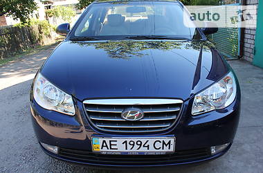 Седан Hyundai Elantra 2008 в Никополе