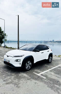 Позашляховик / Кросовер Hyundai Encino EV 2021 в 