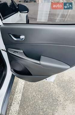 Позашляховик / Кросовер Hyundai Encino EV 2021 в 