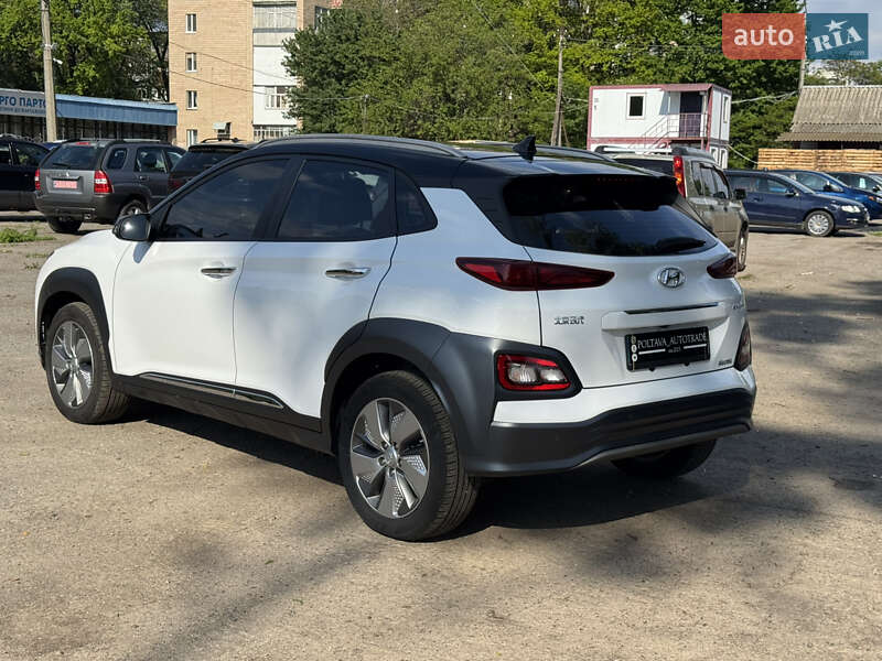 Внедорожник / Кроссовер Hyundai Encino EV 2021 в Полтаве