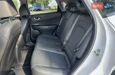 Позашляховик / Кросовер Hyundai Encino EV 2021 в 