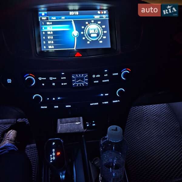 Седан Hyundai Equus 2015 в Києві