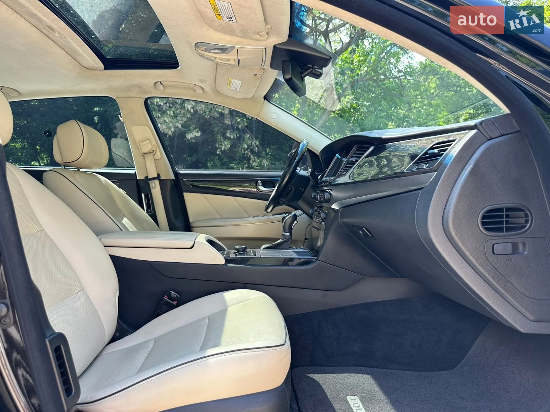 2015 Hyundai Equus - мініатюра 51