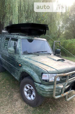 Внедорожник / Кроссовер Hyundai Galloper 2001 в 