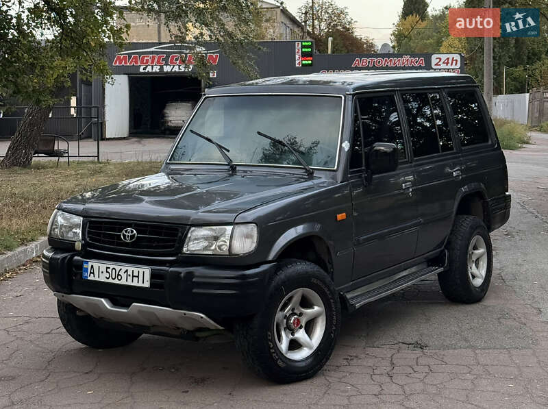 Внедорожник / Кроссовер Hyundai Galloper 1995 в 