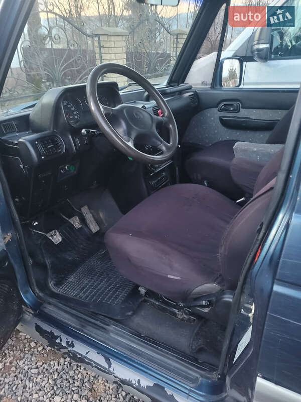 Внедорожник / Кроссовер Hyundai Galloper 2000 в Ужгороде