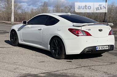 Купе Hyundai Genesis Coupe 2011 в Києві