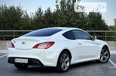 Купе Hyundai Genesis Coupe 2011 в Києві