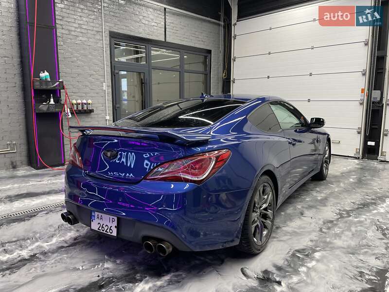 Купе Hyundai Genesis Coupe 2015 в Киеве