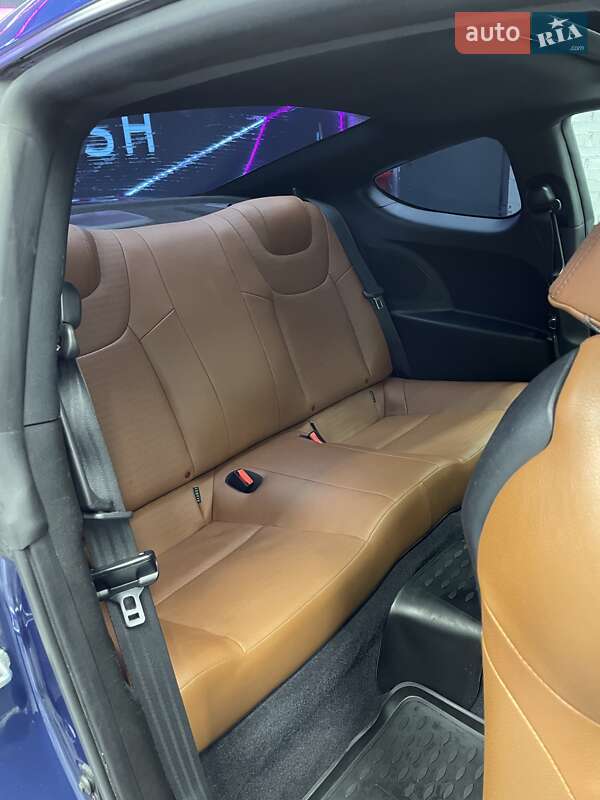 Купе Hyundai Genesis Coupe 2015 в Киеве