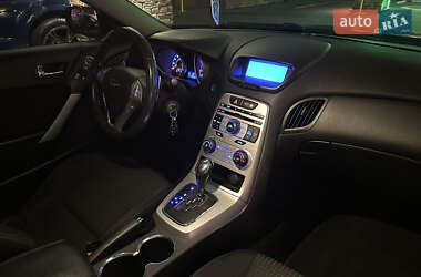 Купе Hyundai Genesis Coupe 2010 в 