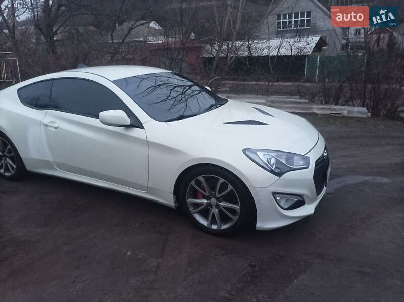 Купе Hyundai Genesis Coupe 2012 в Изюме