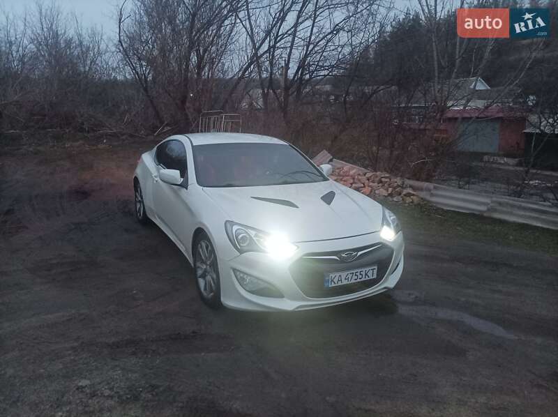 Купе Hyundai Genesis Coupe 2012 в Изюме