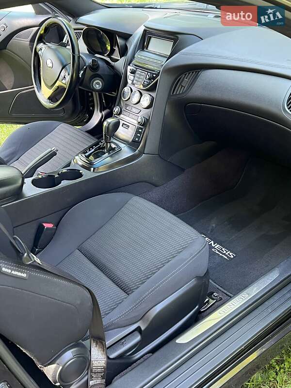 Купе Hyundai Genesis Coupe 2012 в Ровно