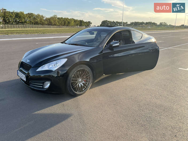 Купе Hyundai Genesis Coupe 2009 в Днепре