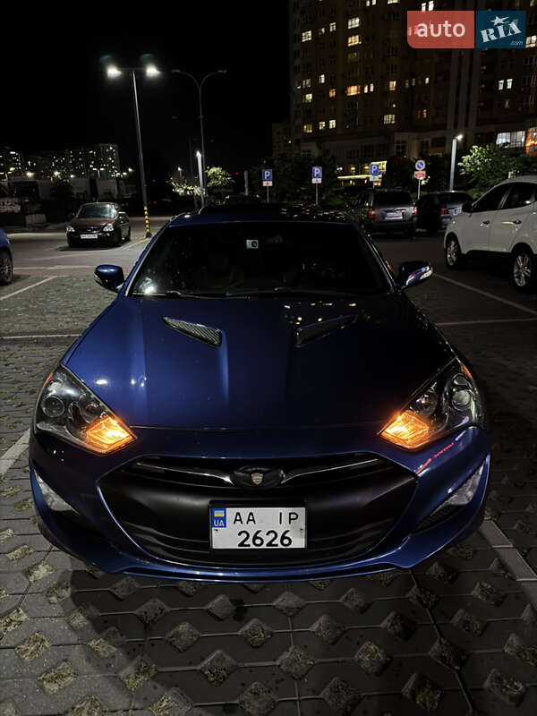 Купе Hyundai Genesis Coupe 2015 в Киеве