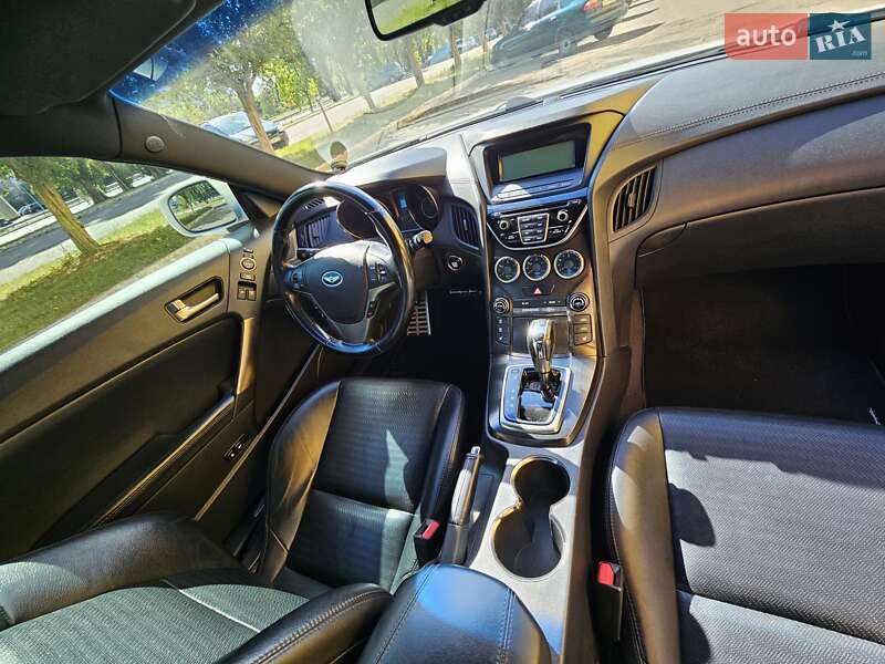 Купе Hyundai Genesis Coupe 2012 в Черкассах