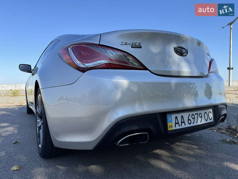 Купе Hyundai Genesis Coupe 2013 в Киеве