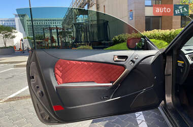 Купе Hyundai Genesis Coupe 2012 в 