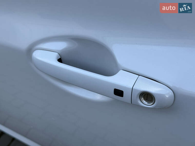 Купе Hyundai Genesis Coupe 2014 в Одесі фото 8 Купе Hyundai Genesis Coupe 2014 в Одесі