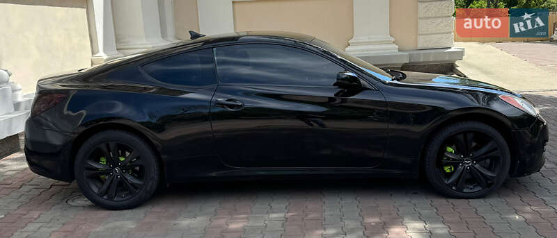 Hyundai Genesis Coupe 2010