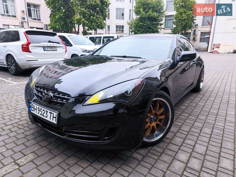 Hyundai Genesis Coupe 2011