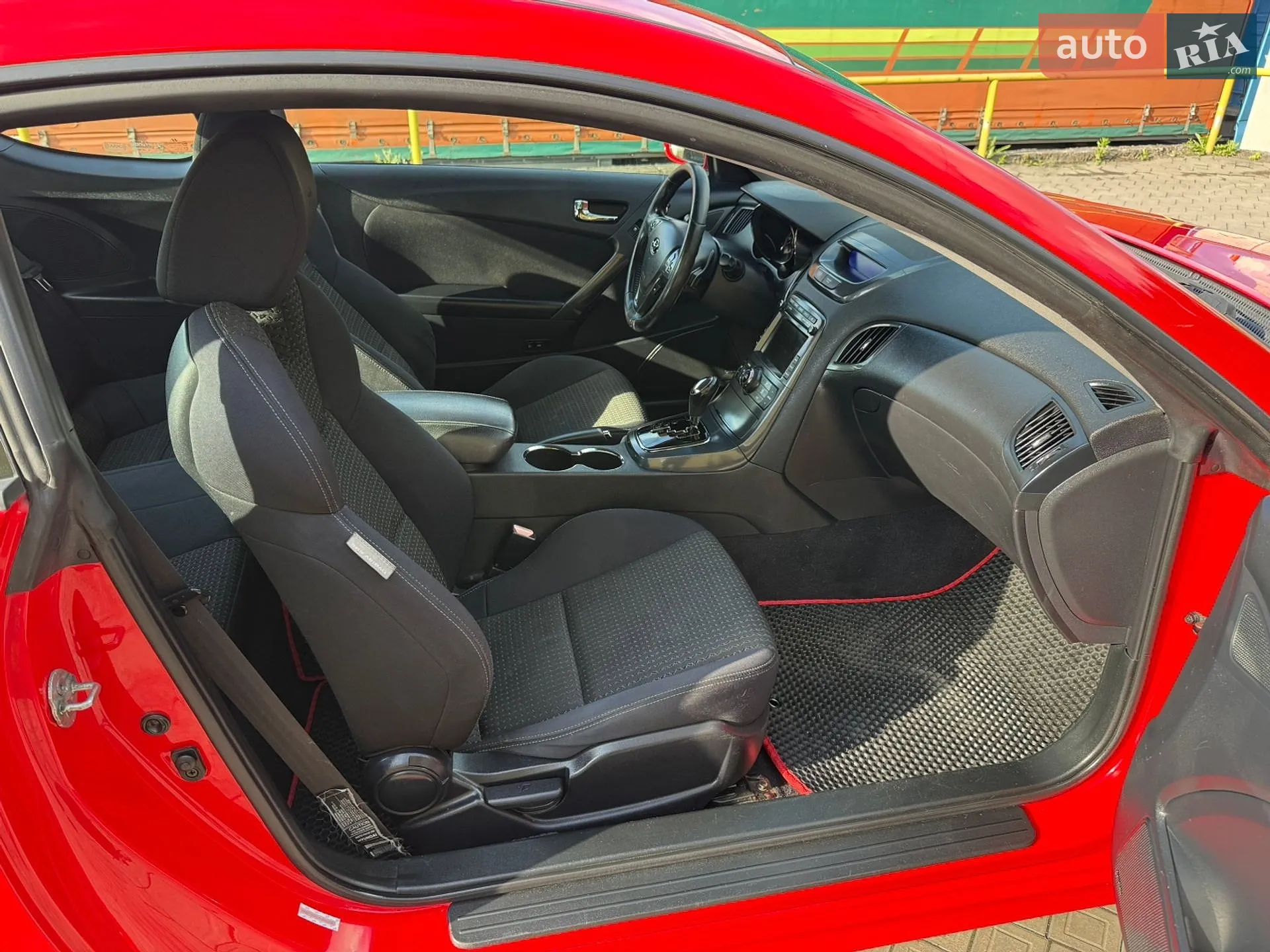 2010 Hyundai Genesis Coupe - мініатюра 25