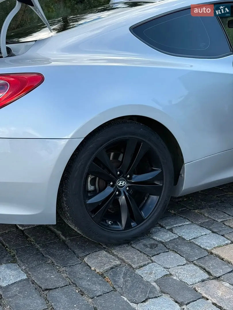 2010 Hyundai Genesis Coupe - мініатюра 18