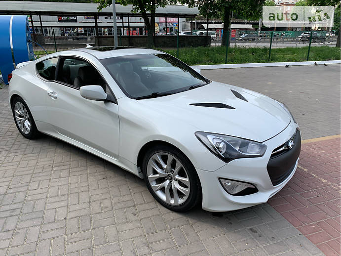 Купе Hyundai Genesis 2013 в Киеве