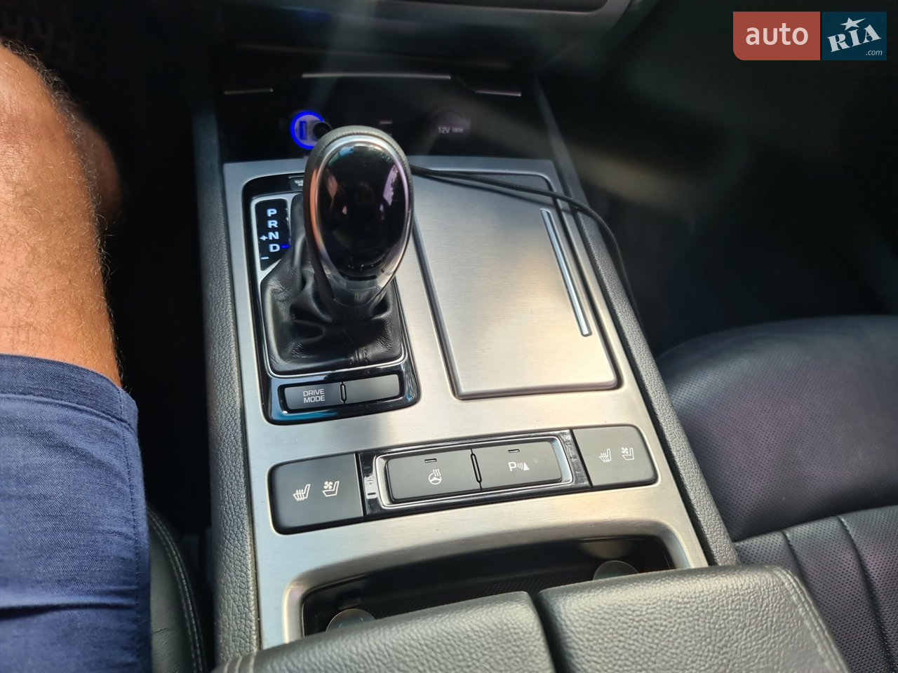 2014 Hyundai Genesis - мініатюра 15