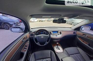 Седан Hyundai Genesis 2008 в Полтаве