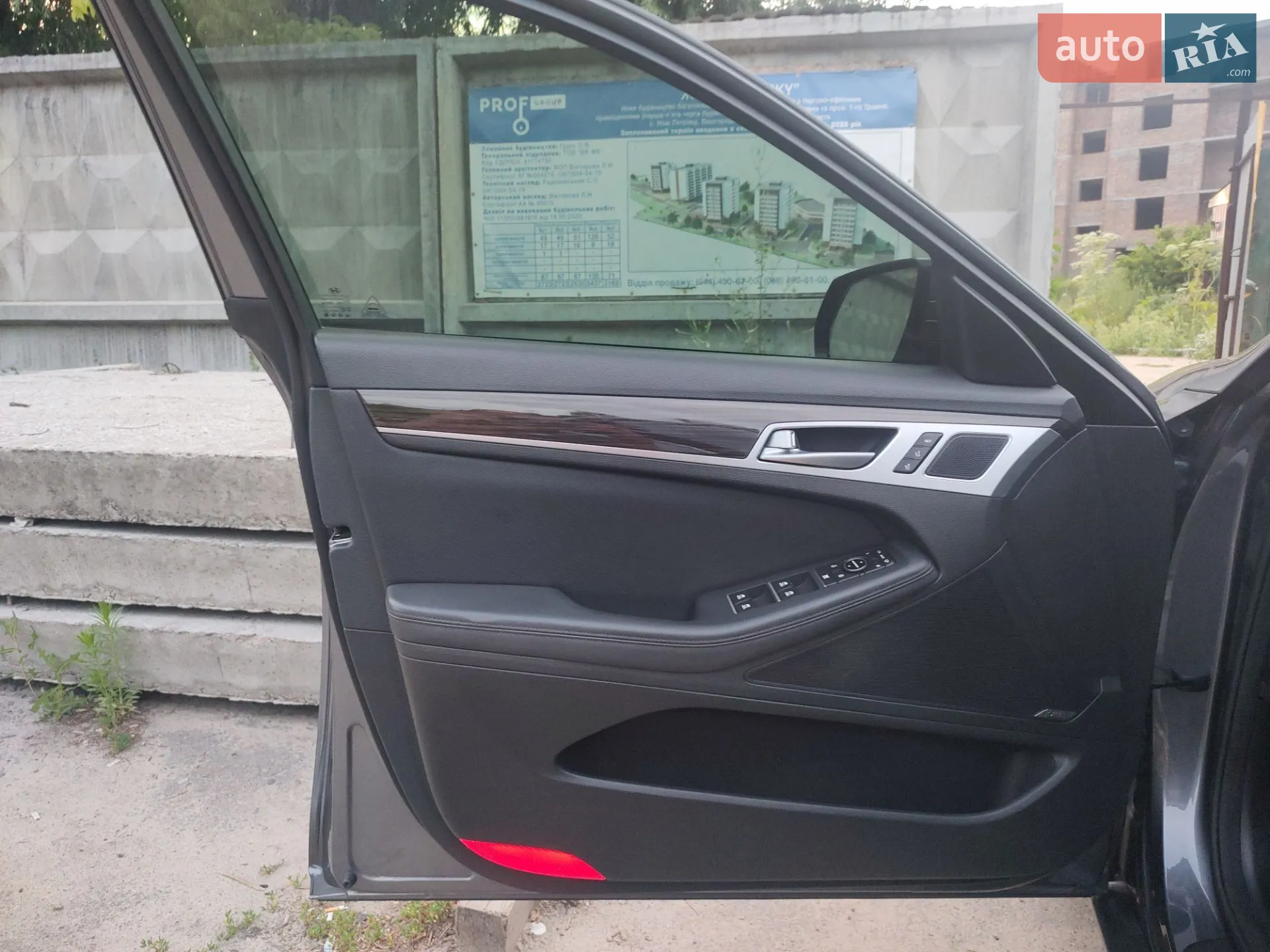 2015 Hyundai Genesis - мініатюра 8