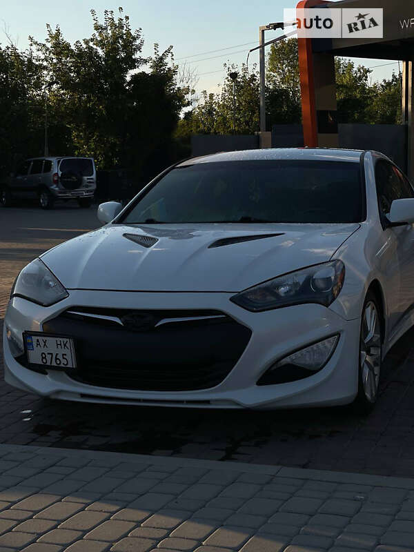 Купе Hyundai Genesis 2013 в Харькове