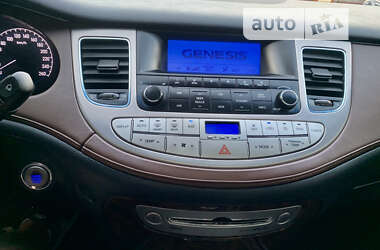 Седан Hyundai Genesis 2008 в 
