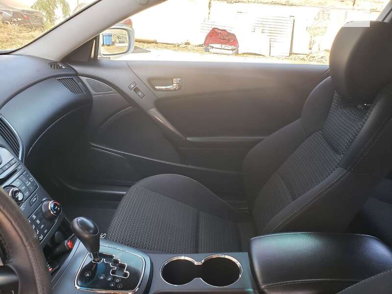 Купе Hyundai Genesis 2011 в Одессе