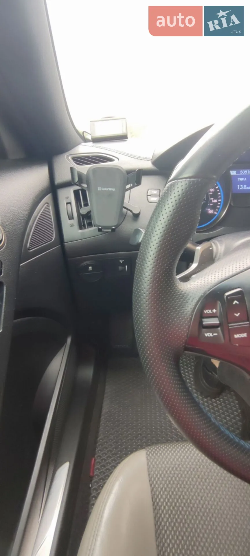 2013 Hyundai Genesis - мініатюра 21