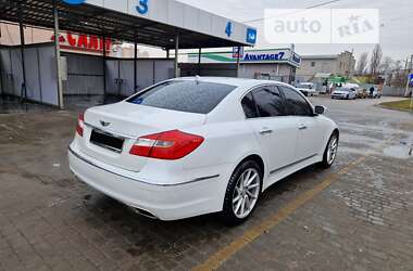 Седан Hyundai Genesis 2013 в Броварах