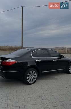 Седан Hyundai Genesis 2009 в Сокале