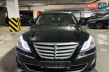 Седан Hyundai Genesis 2013 в 