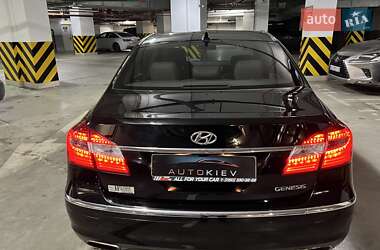 Седан Hyundai Genesis 2013 в Києві
