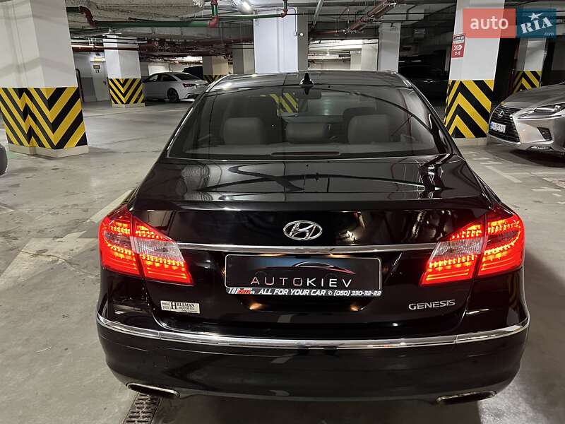 Седан Hyundai Genesis 2013 в Киеве