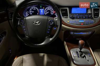 Седан Hyundai Genesis 2013 в Києві