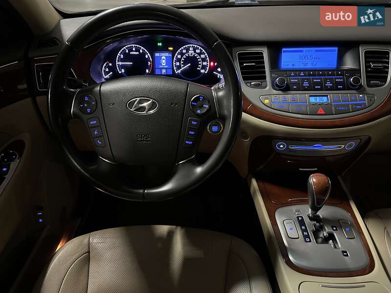 Седан Hyundai Genesis 2013 в Киеве