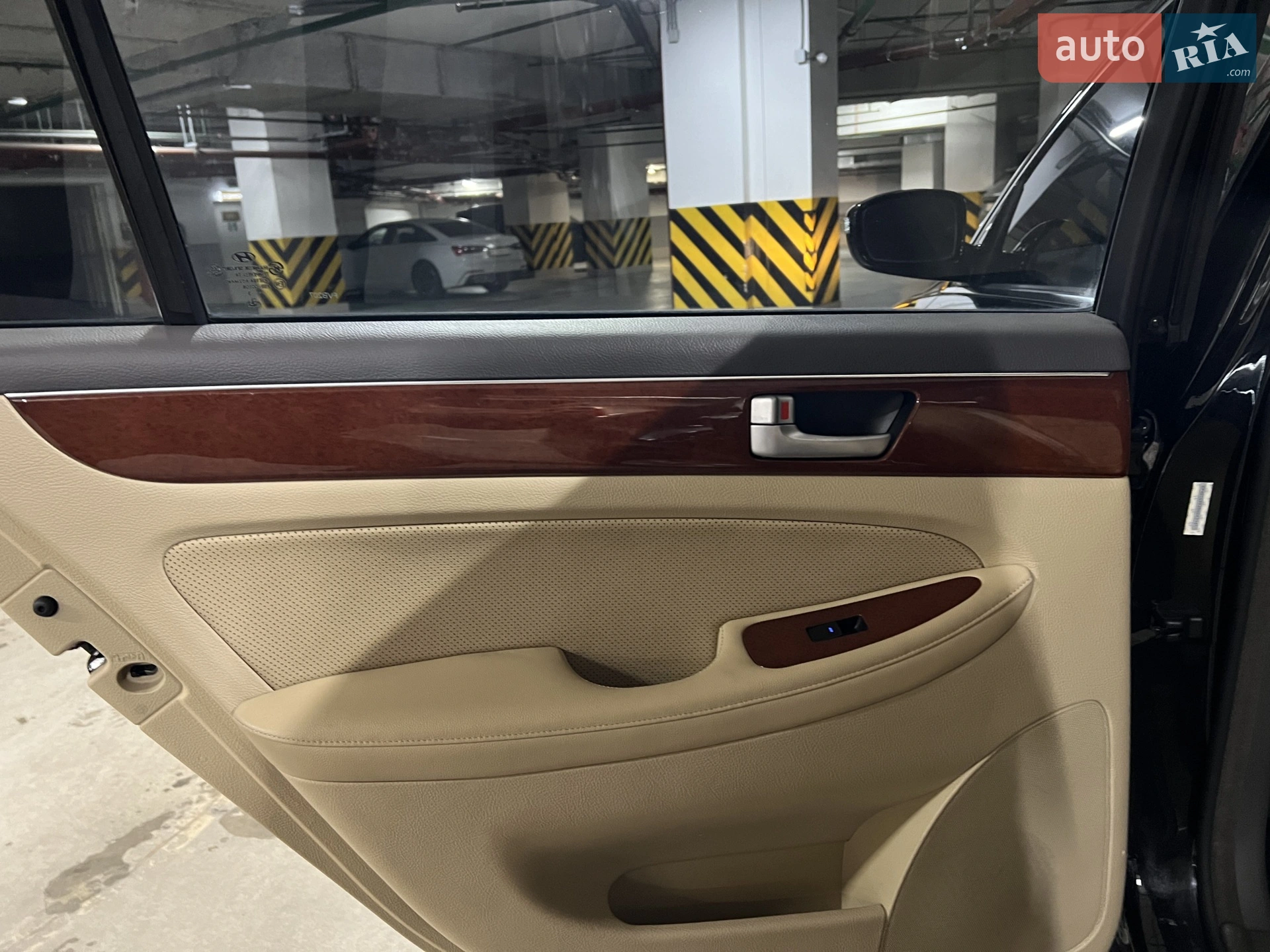 2013 Hyundai Genesis - мініатюра 39