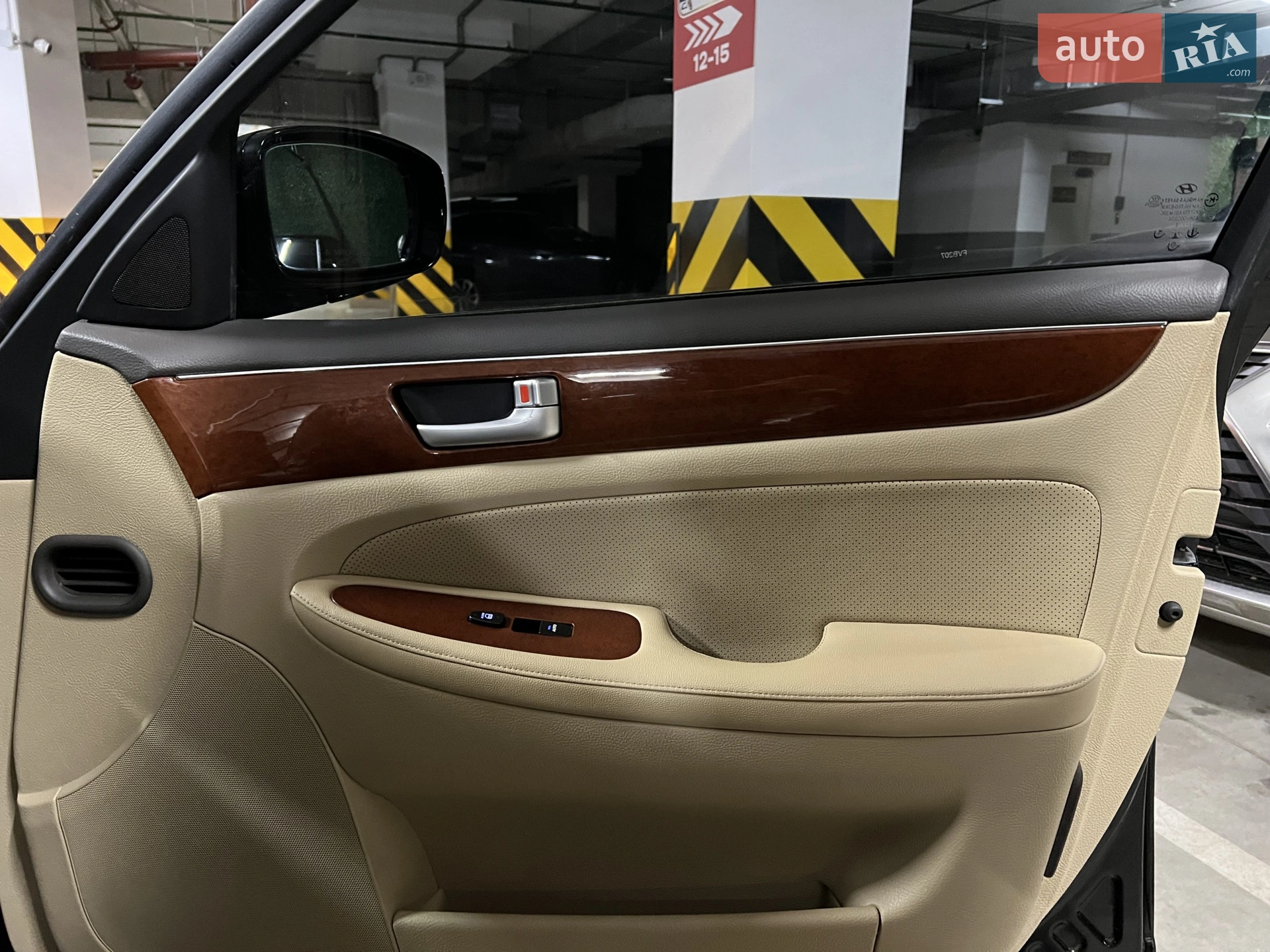 2013 Hyundai Genesis - мініатюра 48