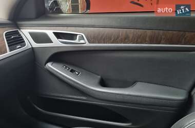 Седан Hyundai Genesis 2014 в 