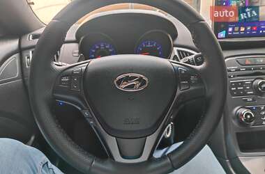 Купе Hyundai Genesis 2011 в 